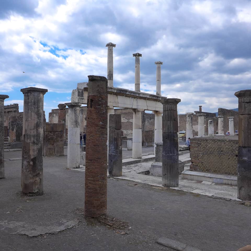 P1000075 Pompeii Day Trip