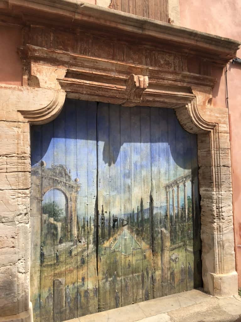 Gordes, and day trip to Roussillon