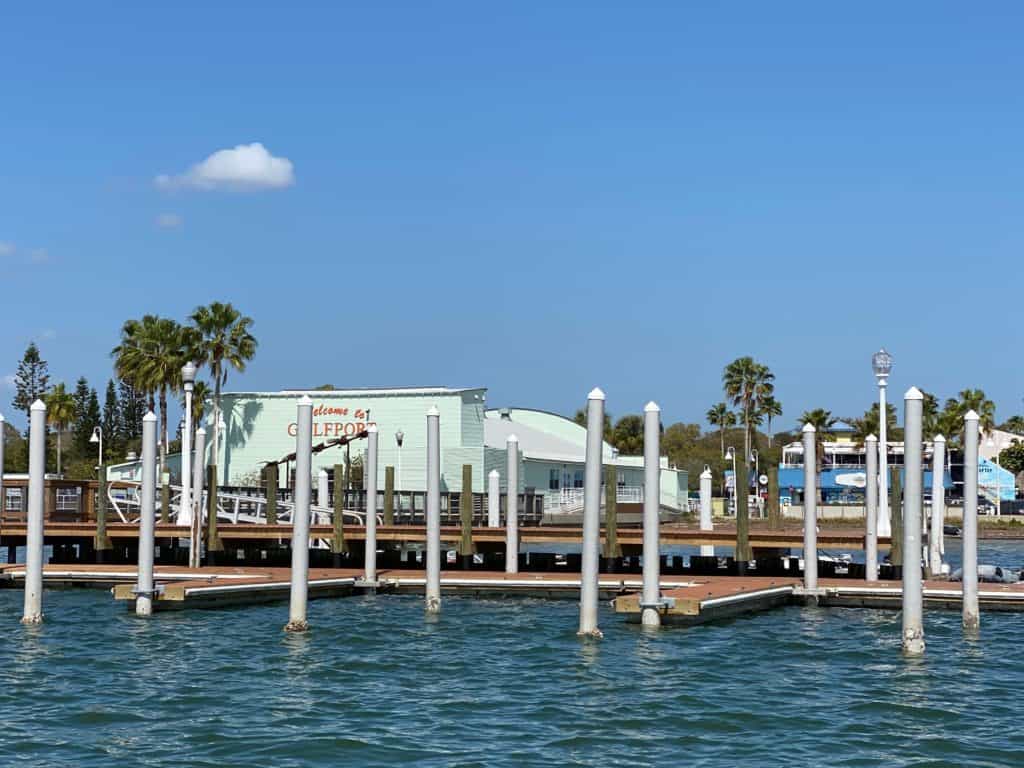 Tampa Bay Restaurants with Boat Docks, Gulfport FL Docks