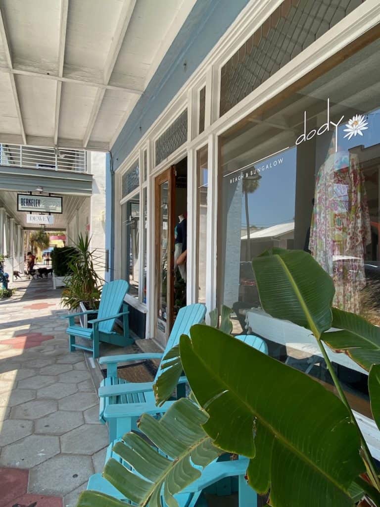 Shopping and sitting in chairs is a great pastime in pass-a-grille fl