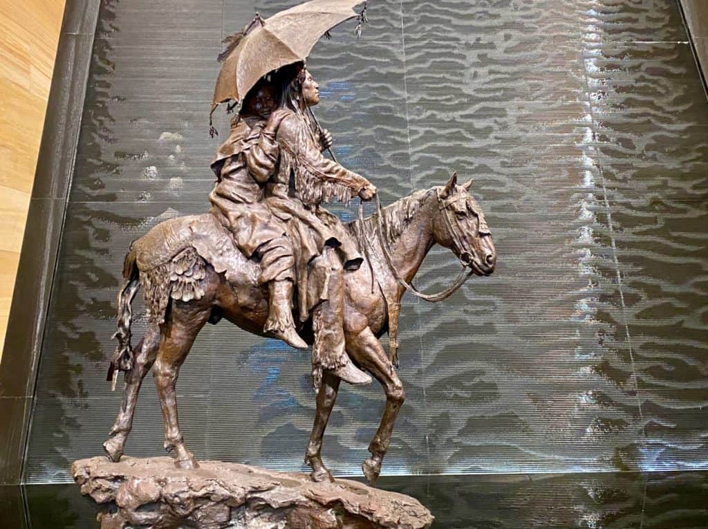 Best kids things to do in tampa bay - beautiful sculpture and waterfall in entrance of museum.  One of the Fun Things to Do with Kids in St. Petersburg FL