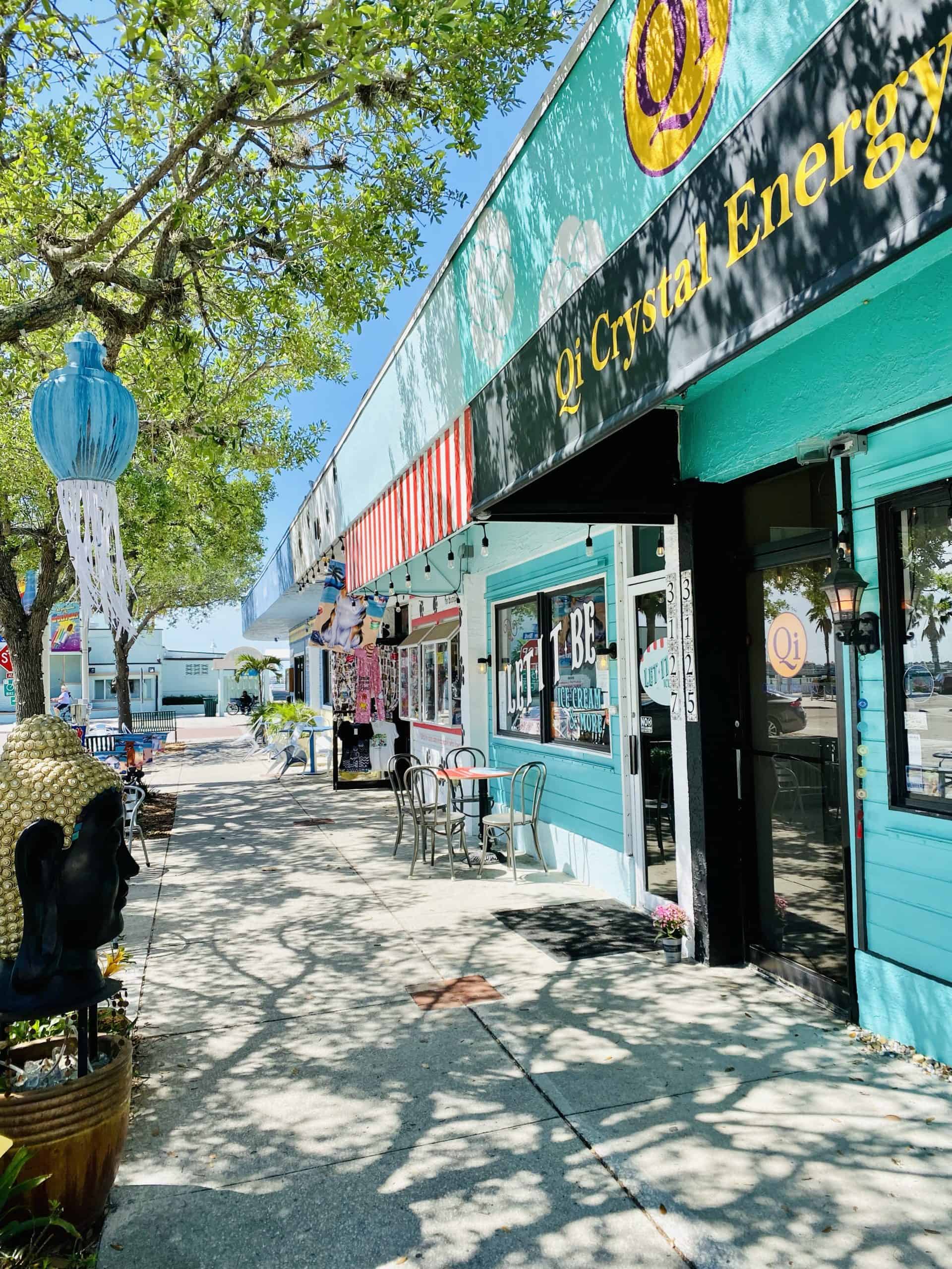 Local Boutiques and Art Galleries in Gulfport FL