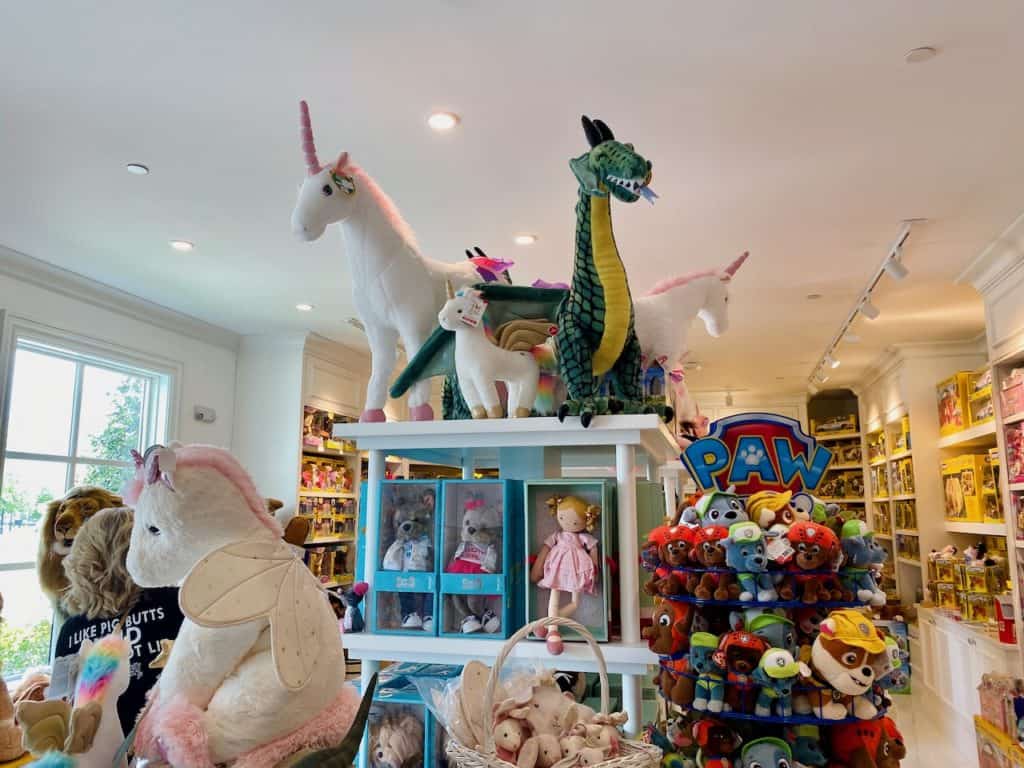 World Equestrian Center Ocala  - Mr. Pickles & Sailor Bear Toy Shoppe