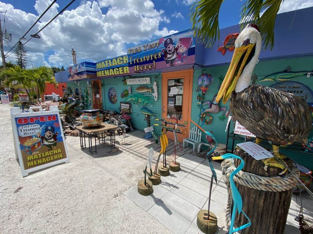 Matlacha Restaurants and more cute shops.