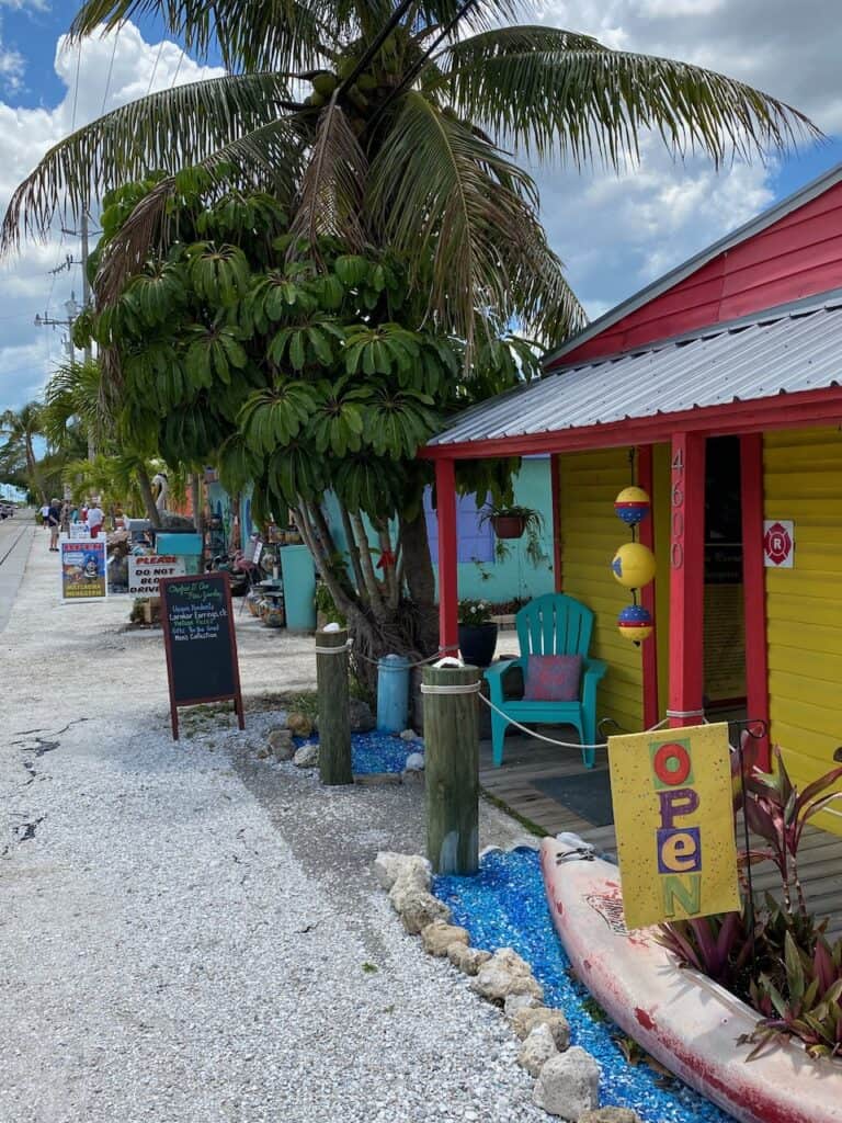 best Matlacha restaurants for BBQ - next door are these shops