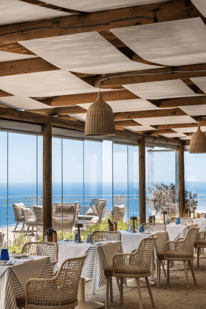 Hotel Margherita - amalfi coast affordable hotels with great outdoor dining and sea views.