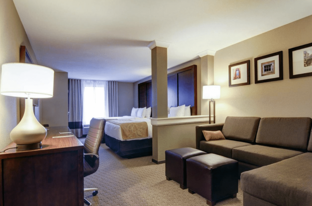 Comfort Suites Carlsbad Hotel Near Carlsbad Caverns