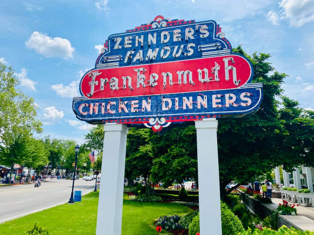 zehnder's splash village hotel & waterpark. Experience Frankenmuth Michigan: Fun Things to do, Famous Fried Chicken.