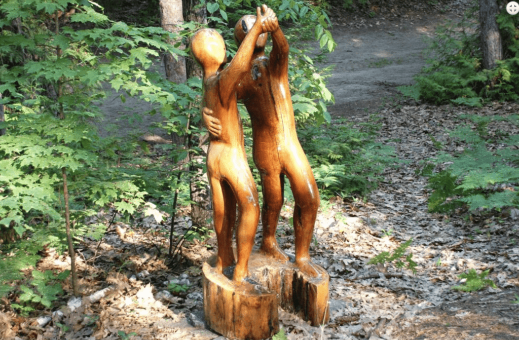 Walk of Art Sculpture Park you will get to see 36 different sculptures along your journey.