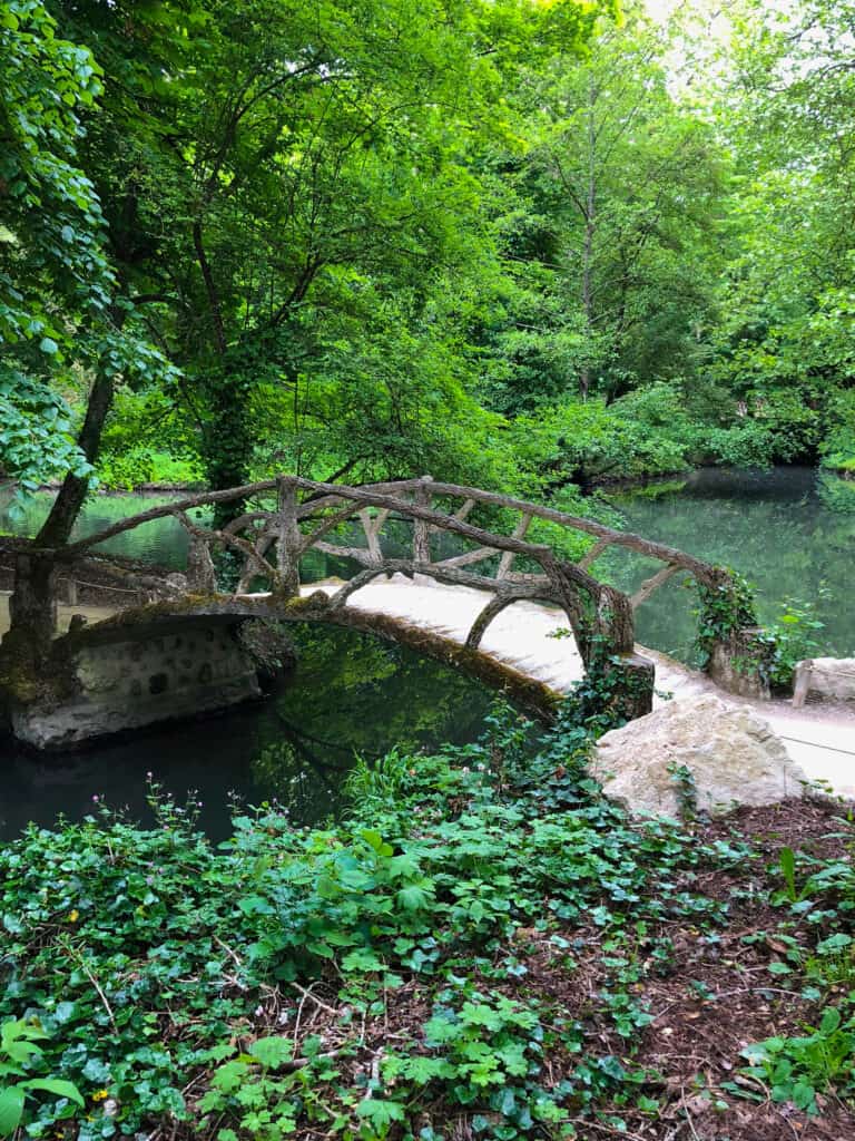 Château du Clos Lucé gardens are beautiful along with this beautiful bridge.
