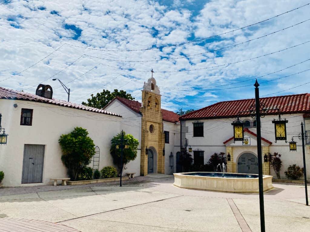 The Bishop Museum of Science and Nature - Spanish Courtyard
