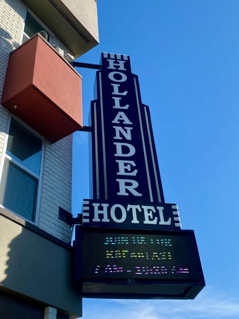 Hollander Hotel Sign