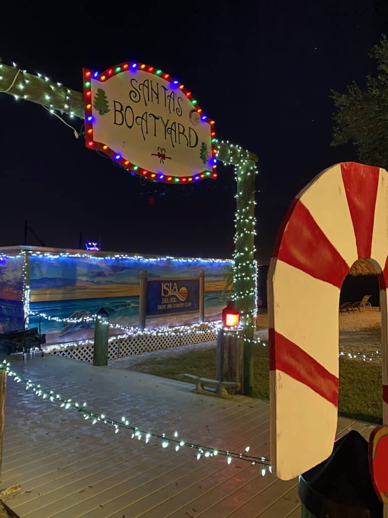 Holiday Christmas lights in St Petersburg, FL at Isla Del Sol