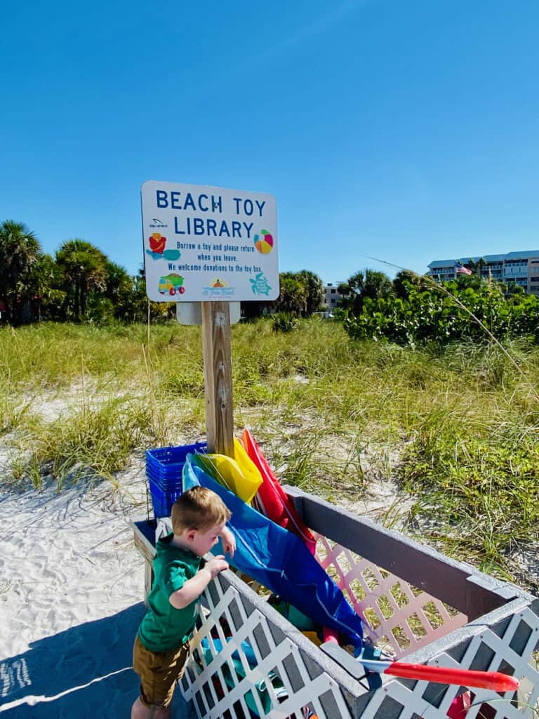 Beach toy library has a variety of items that kids will enjoy using at the beach for free.