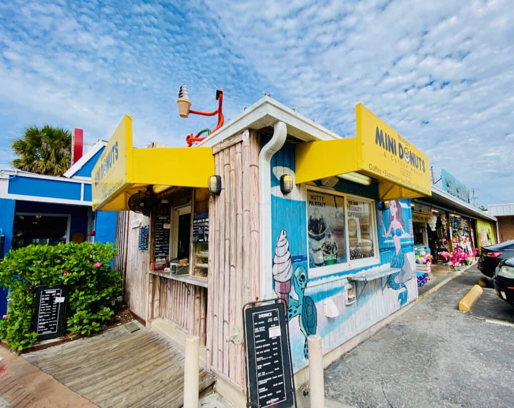 Meaney's Mini Donuts in siesta village