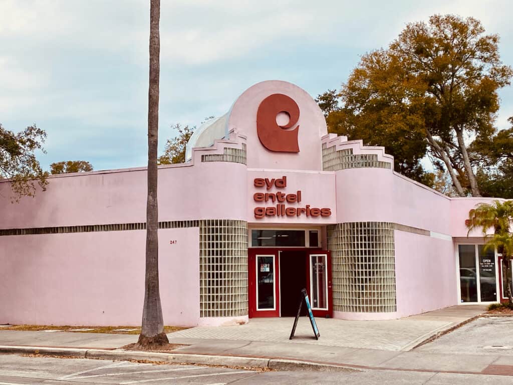 Syd Entel Galleries and Susan Benjamin Glass pink exterior