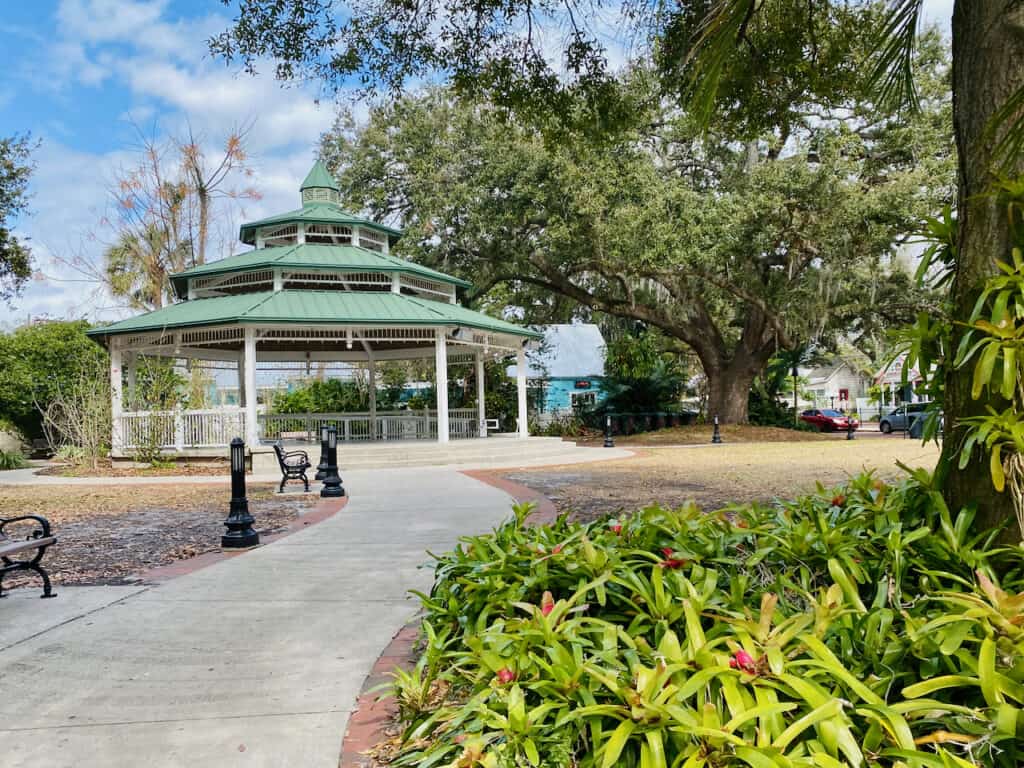 Safety Harbor's Market on Main at John Williams Park has a beautiful round gazebo, benches, tropical plants and oak trees in the center of town.